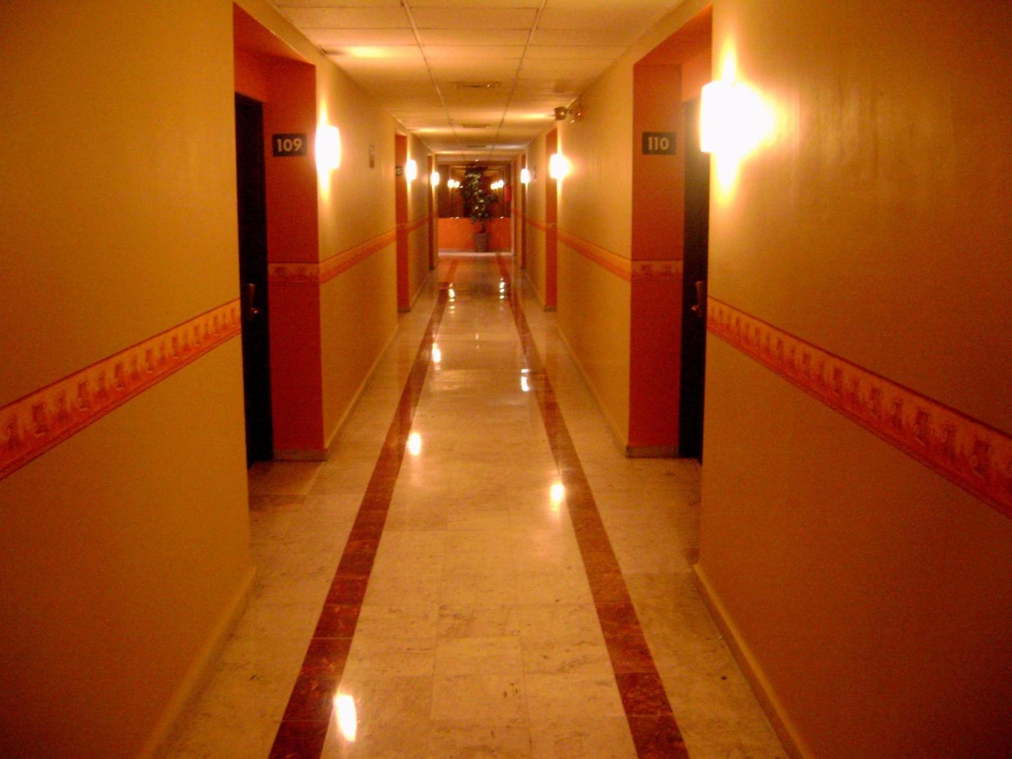 Hotel Le-Gar Монтерей Екстериор снимка